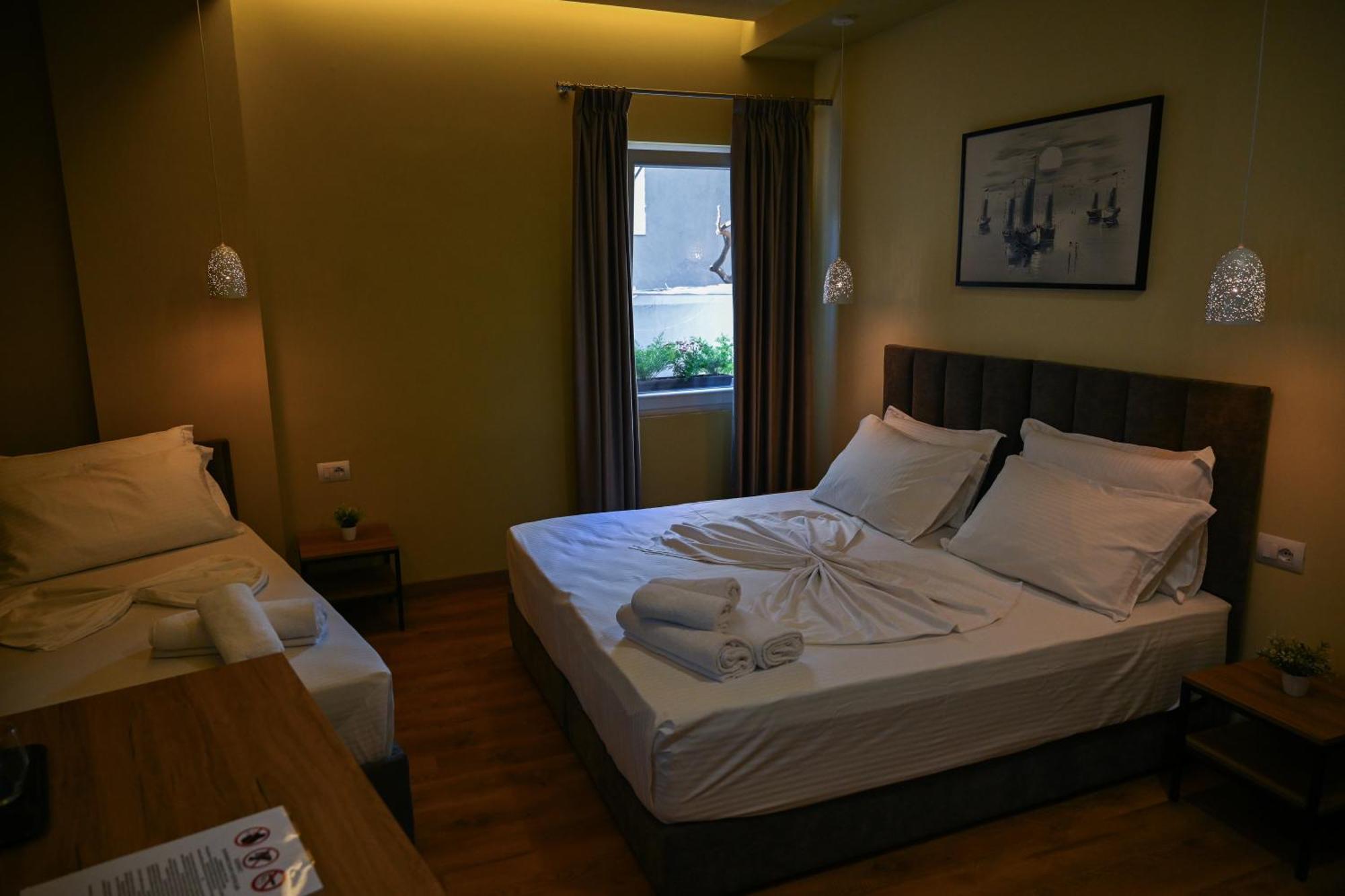 Hotel Kuta's Center Tirana